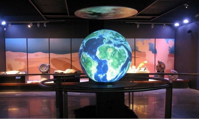 球幕投影技術(shù) 球幕投影地球動畫內(nèi)容展示