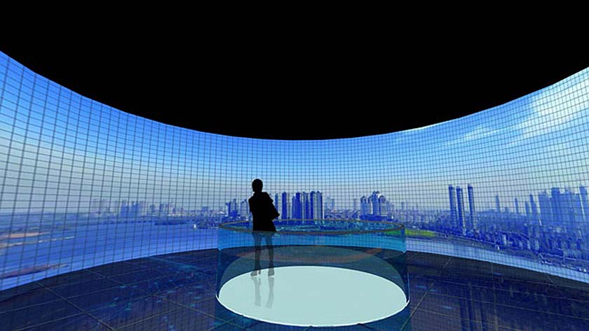 科技主題展廳 科技主題展廳中的弧幕投影技術(shù)應(yīng)用