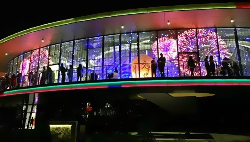 商城中的裸眼3D屏幕 商城中的裸眼3D屏幕