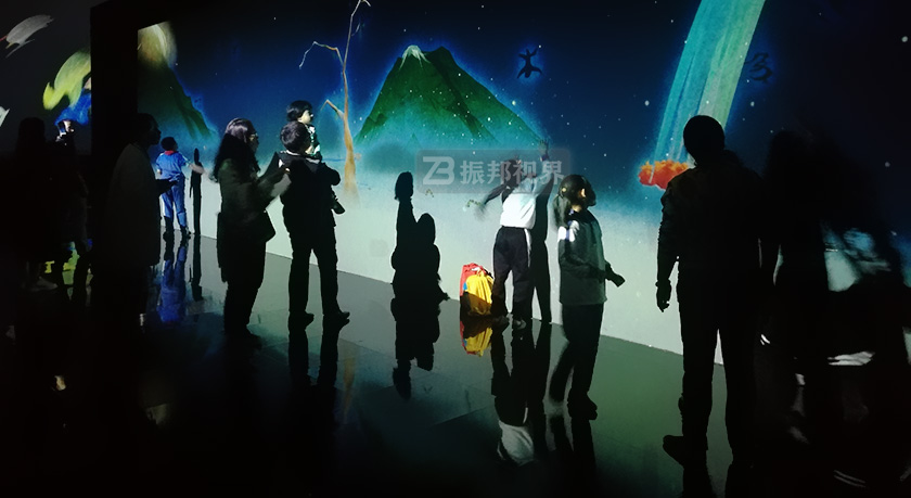 兒童樂園中的墻面互動投影 兒童樂園中的墻面互動投影