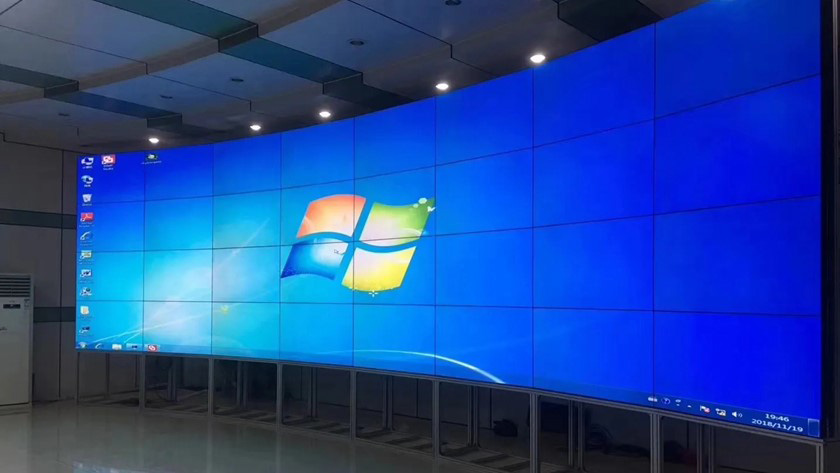 弧幕拼接屏設(shè)計(jì)效果圖 弧幕拼接屏設(shè)計(jì)效果圖