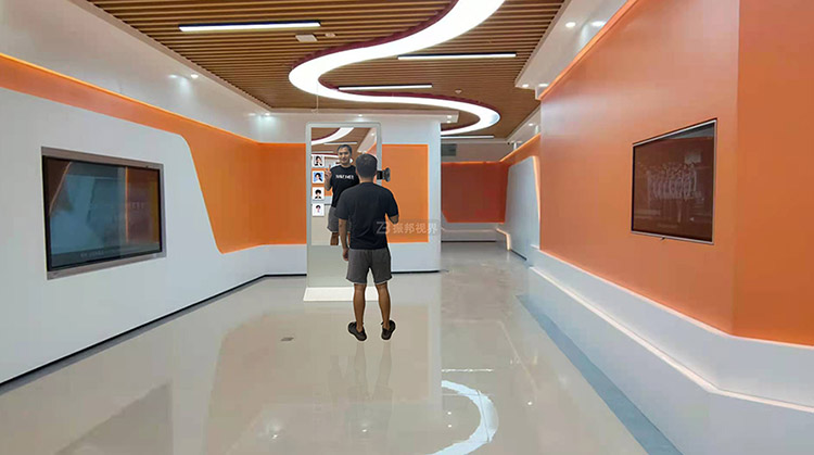 AI拍照換臉互動(dòng)裝置設(shè)計(jì)效果圖