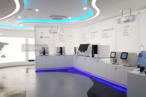 展廳機(jī)器人