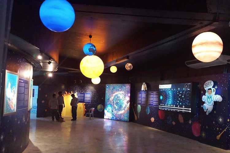 天文館球幕投影