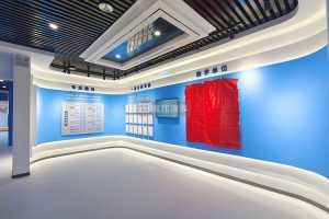 У@(sh)Ӗ(xn)gμ̌W(xu)cչʾܻO(sh)䷽opA