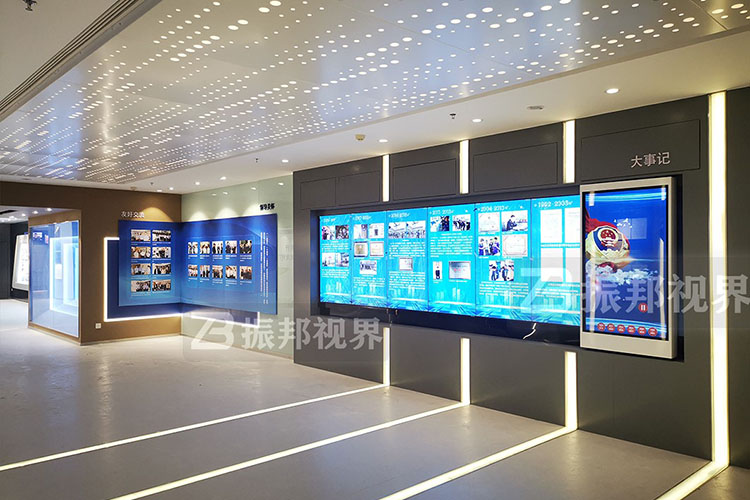 數(shù)字展廳互動(dòng)滑軌屏